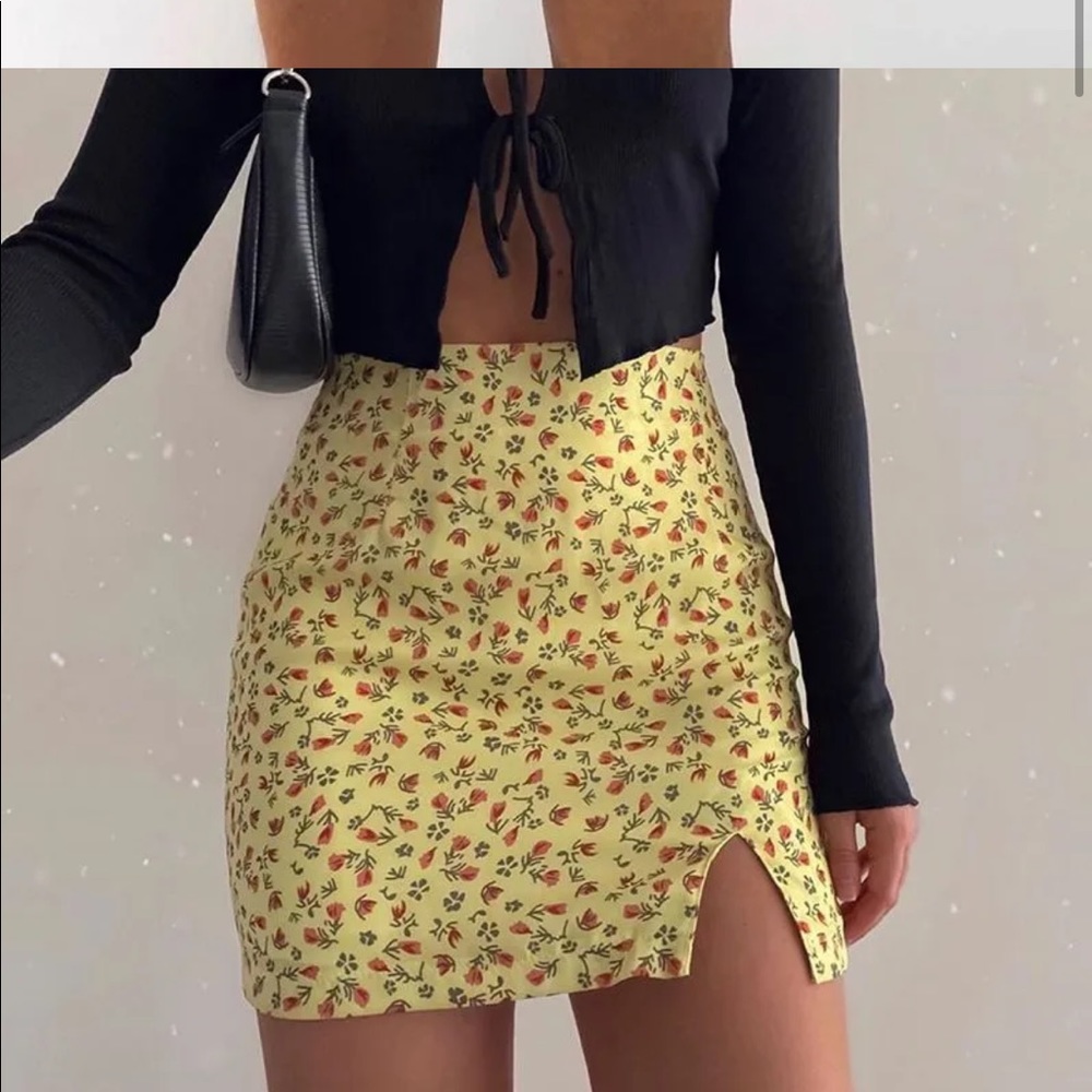Yellow Floral Mini Pencil Skirt- S